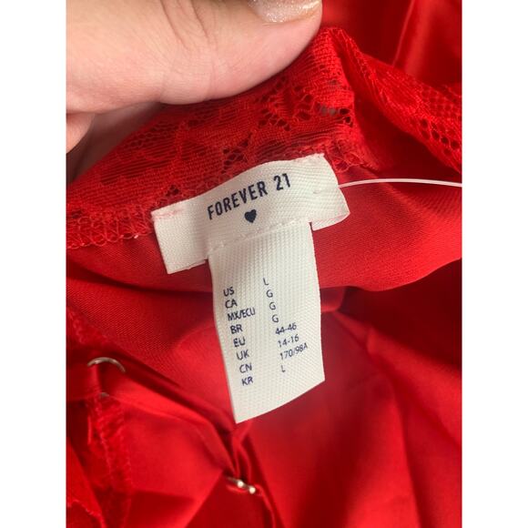 Forever 21 red crop top - Picture 5 of 6